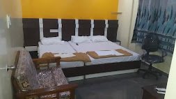 S R Guest House
