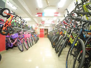 Cycle World
