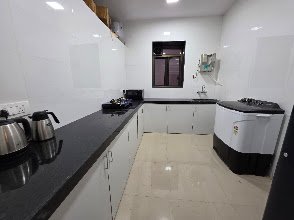Florastays Service Apartment