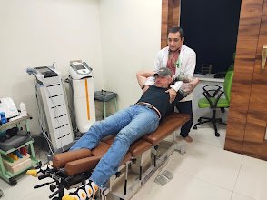 Dr. Niraj Jha