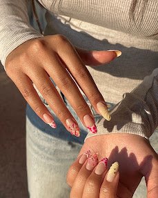 Colourdust Nails