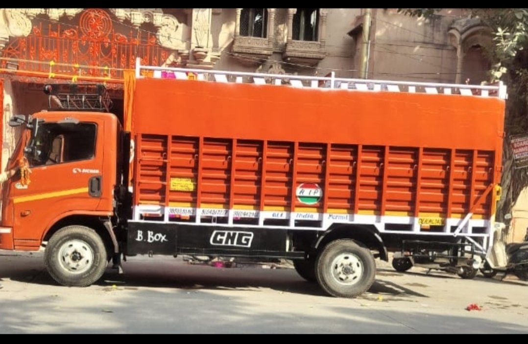 Pawan putra tempo truck transport packers&muvers