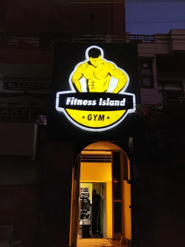 Fitness island gym