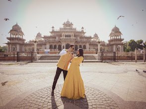 Viresh Studio