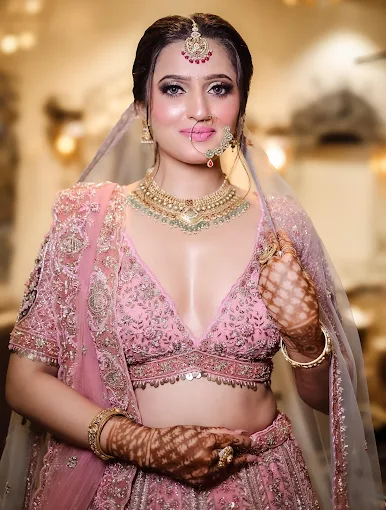 Daksh Salon