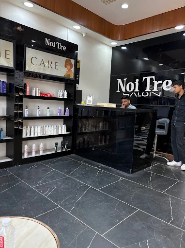 NOI TRE Salon