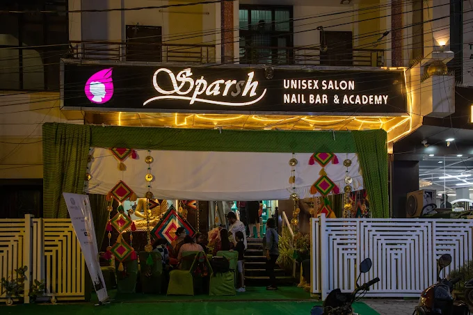 Sparsh Uni Salon