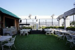 Hotel Vachi Inn