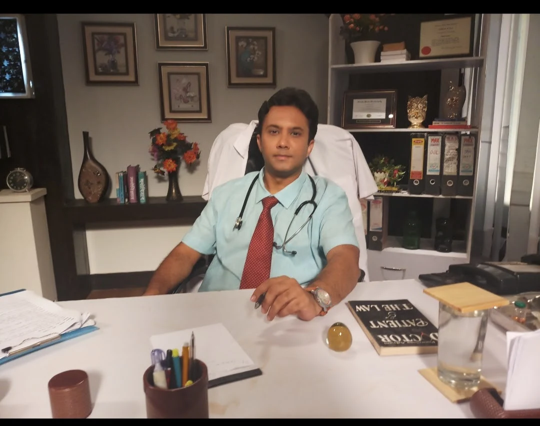 Dr. Shantanoo V Joshi- PHYSIOTHERAPIST