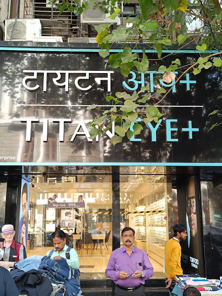 Titan Eye+