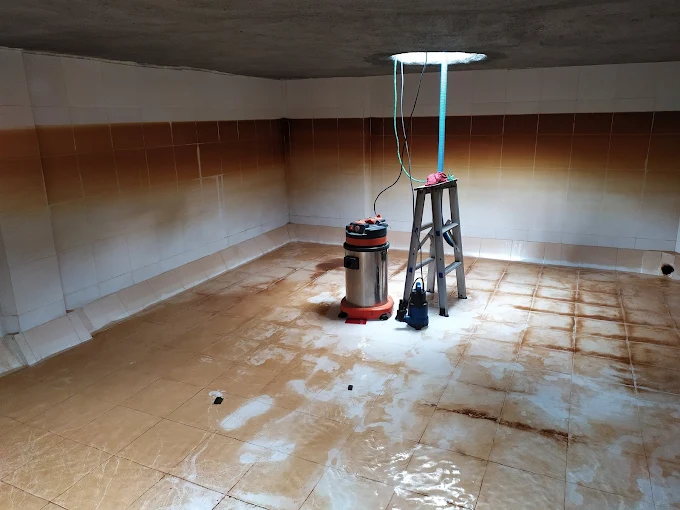 Shivbrahmand water tank cleaning