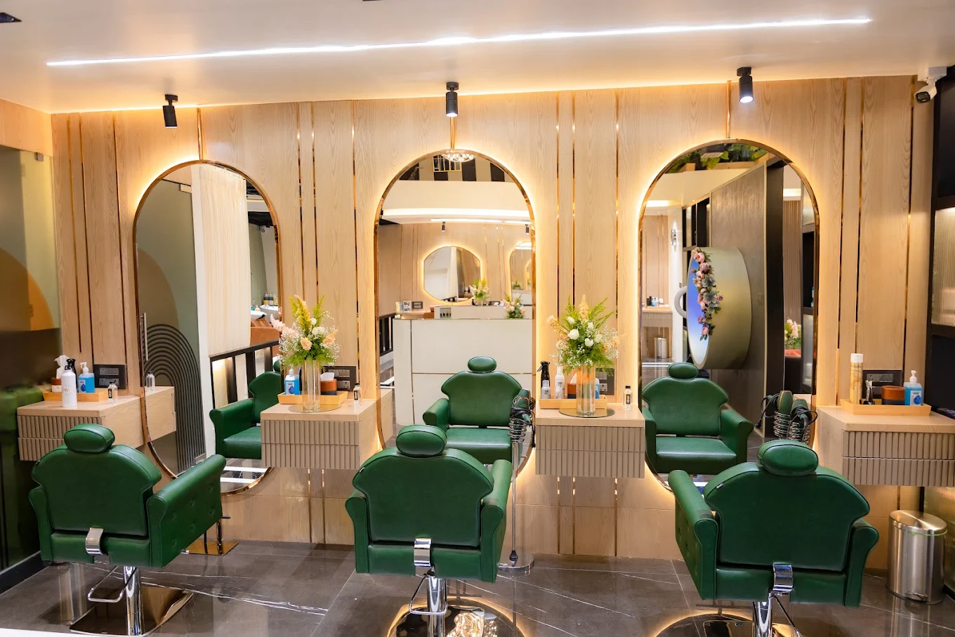 Am To Am Salon