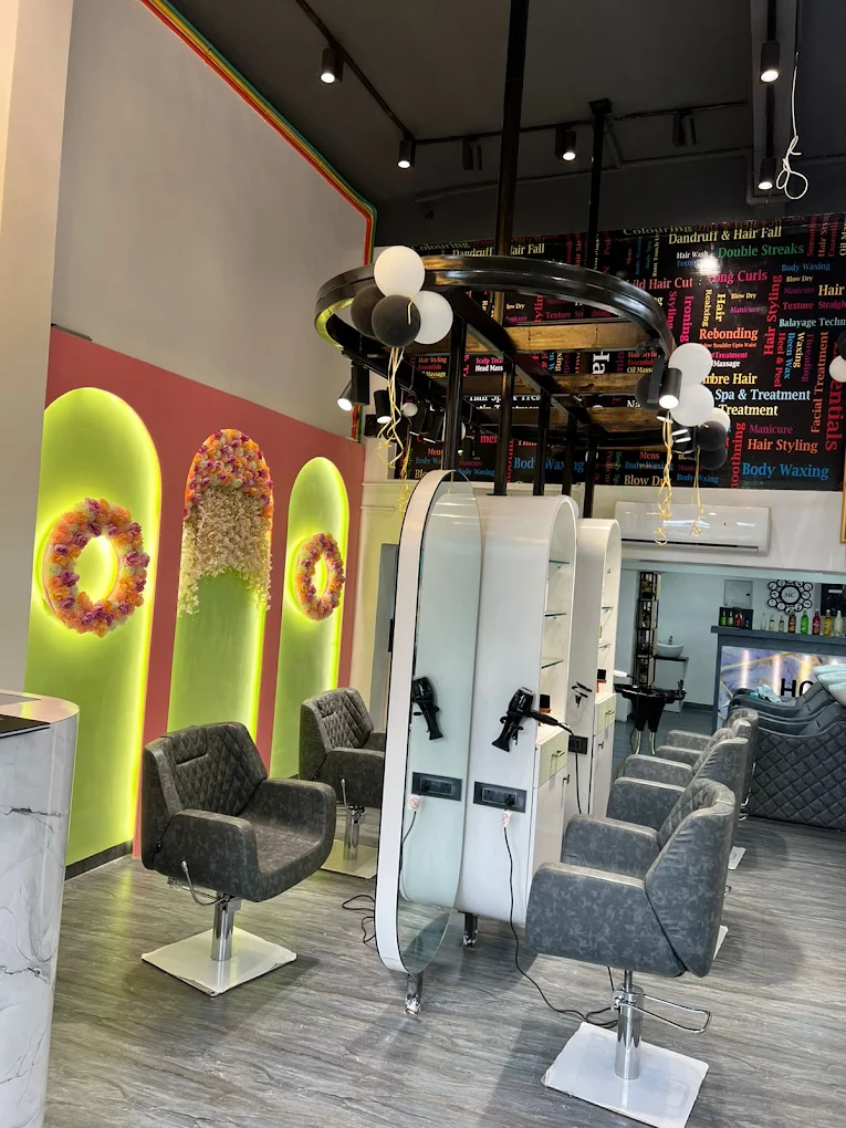 Hair Cafe By Krystal
