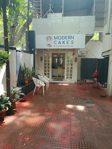 Modern Cakes
