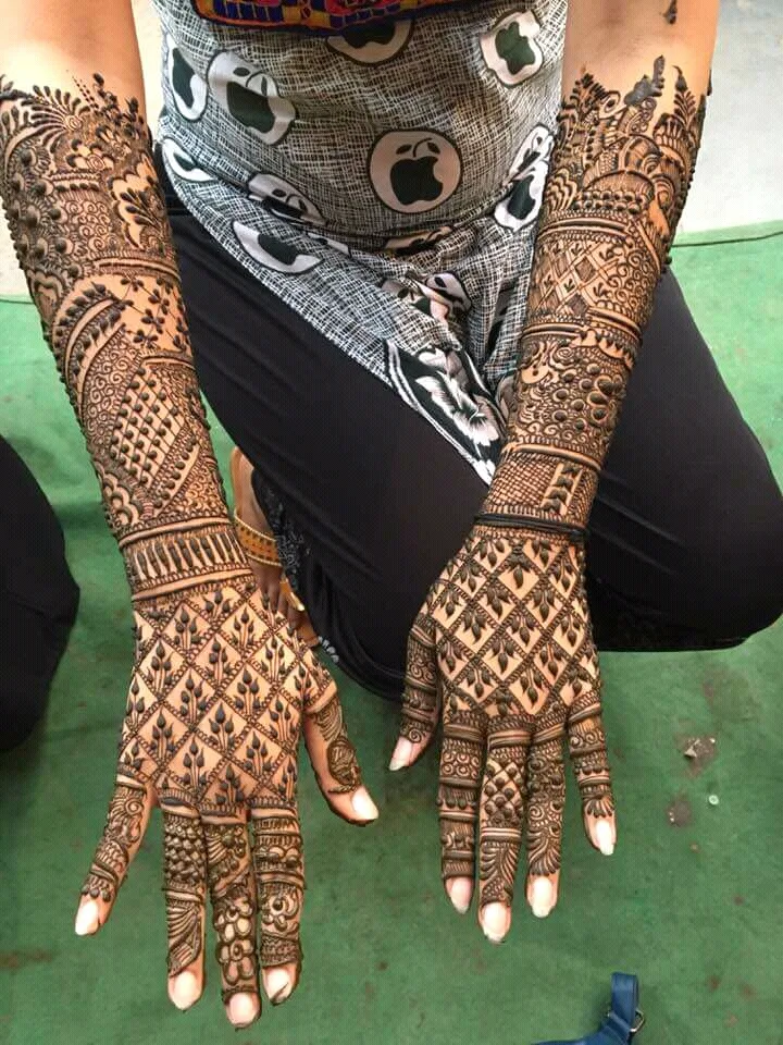 Pravin Mehandi Artist
