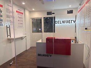 Delhivery Courier